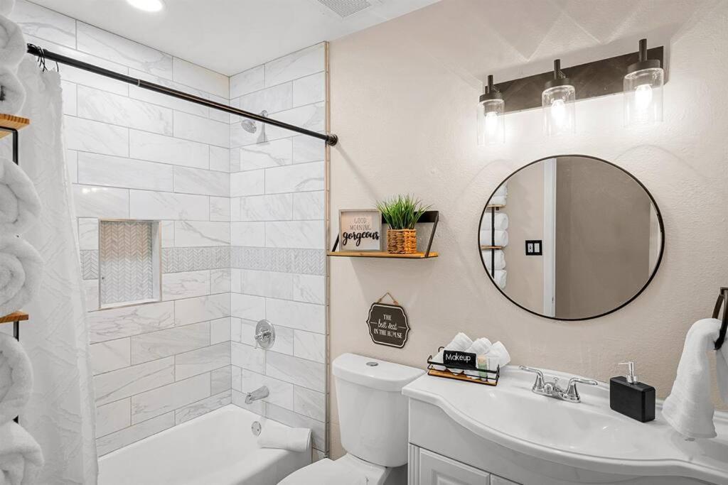 Modern Tempe Home With Heated Pool, Asu Luaran gambar