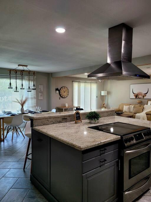 Modern Tempe Home With Heated Pool, Asu Luaran gambar